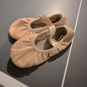 Kids Tan Ballet Shoes 10WW